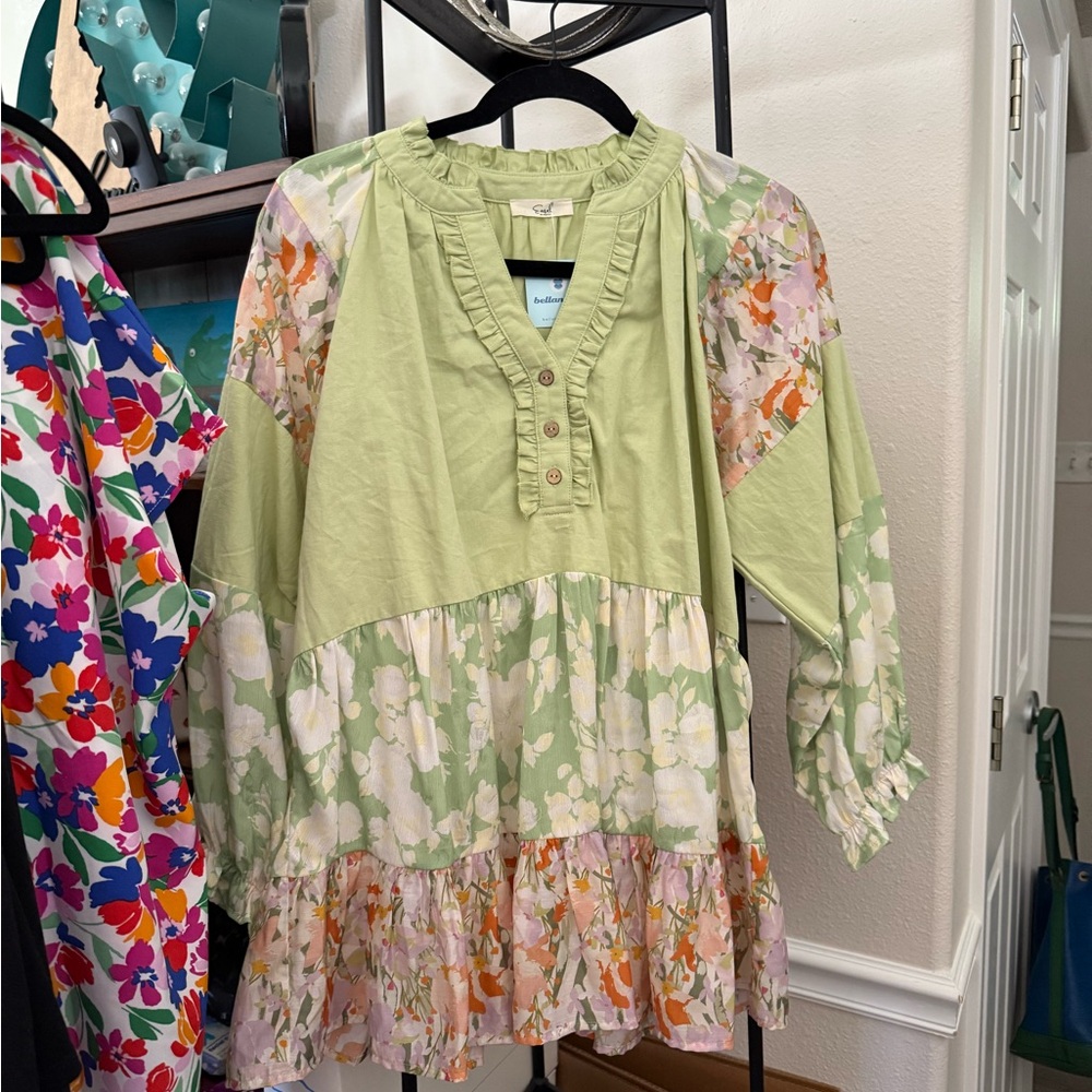 Easel Green Floral Patchwork Top